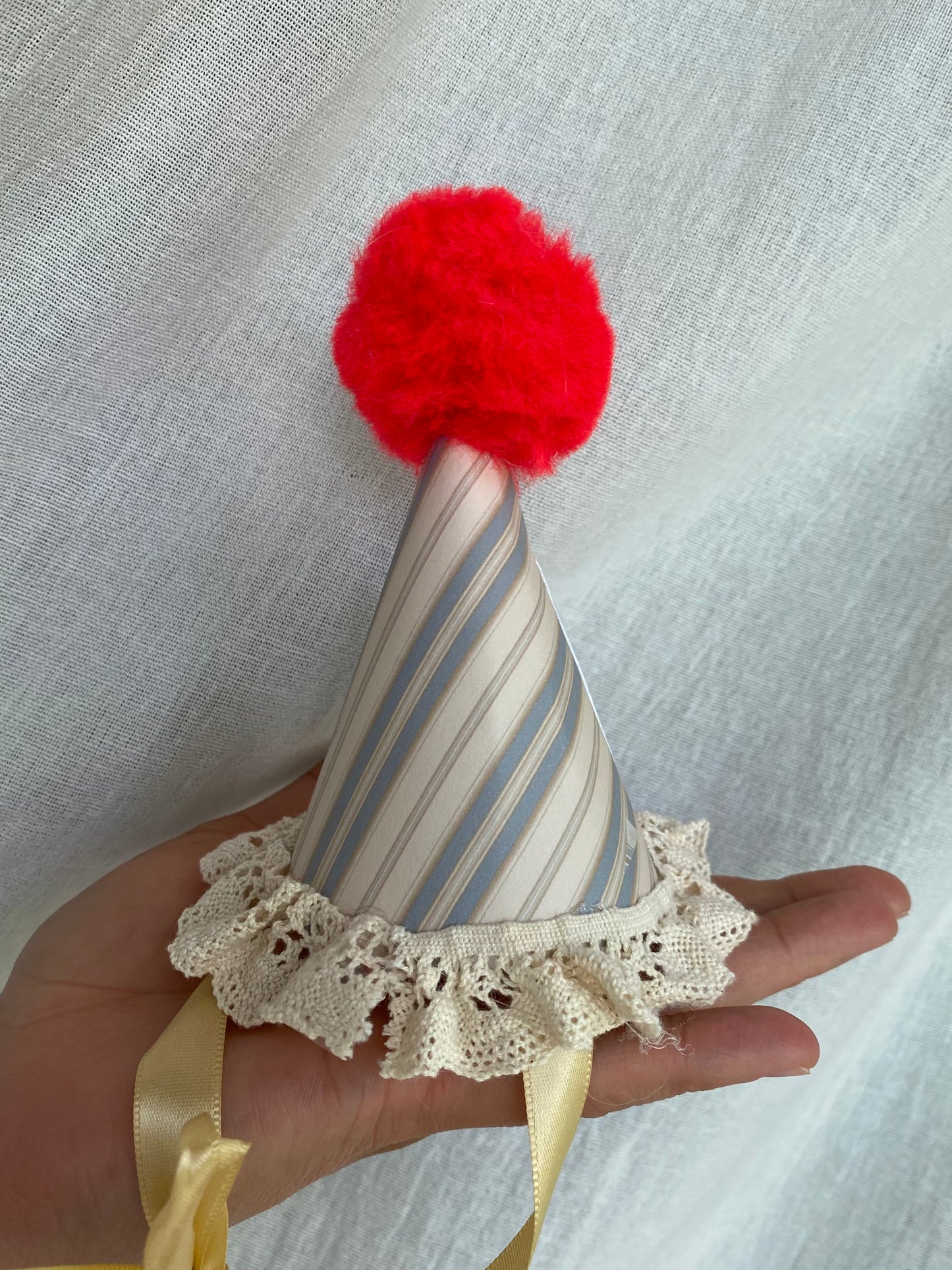 BLUE STRIPED PAPER DOLL HAT PRINTABLE