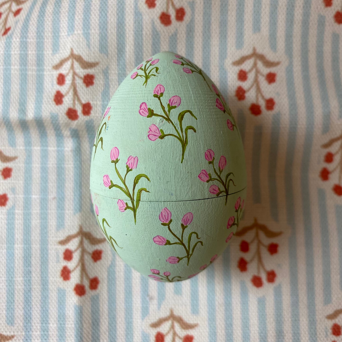 Heirloom Wooden egg No. 16