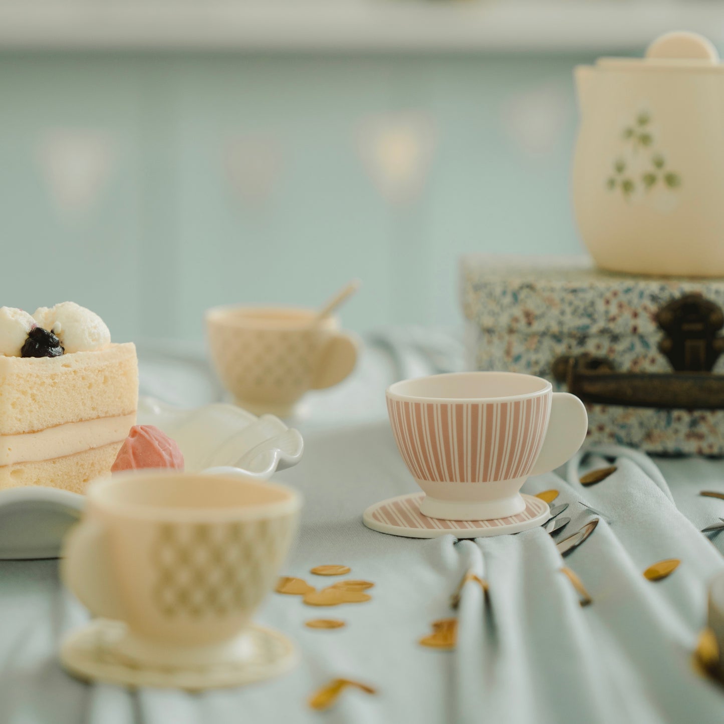 AIR BALLON RIDE TEA SET
